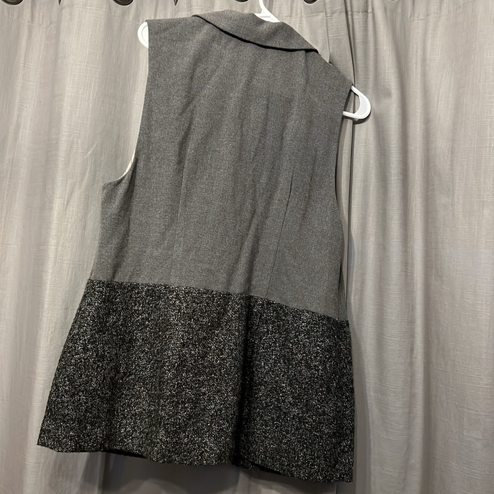 Collared vest - Picture 3 of 3